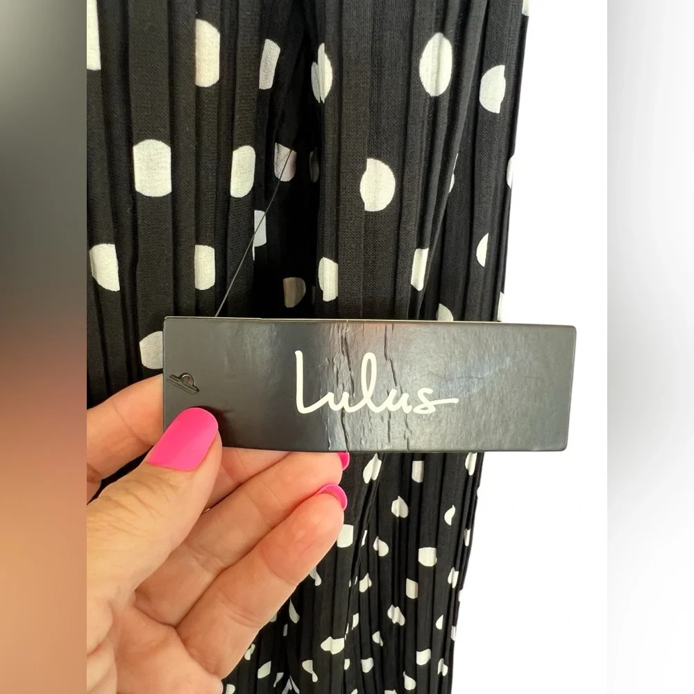 🆕 🖤 NWT LULUS Pleat to Meet You Polka Dot Shift Dress | Black | XS - Picture 6 of 14